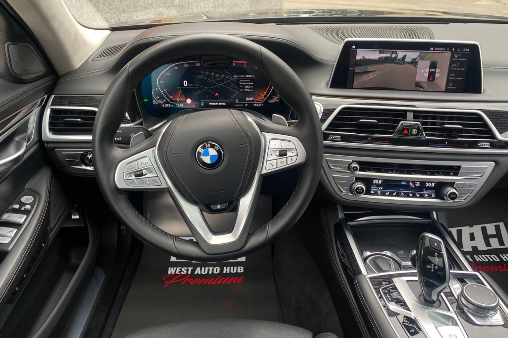 BMW 740 xDrive 2019 фото 21