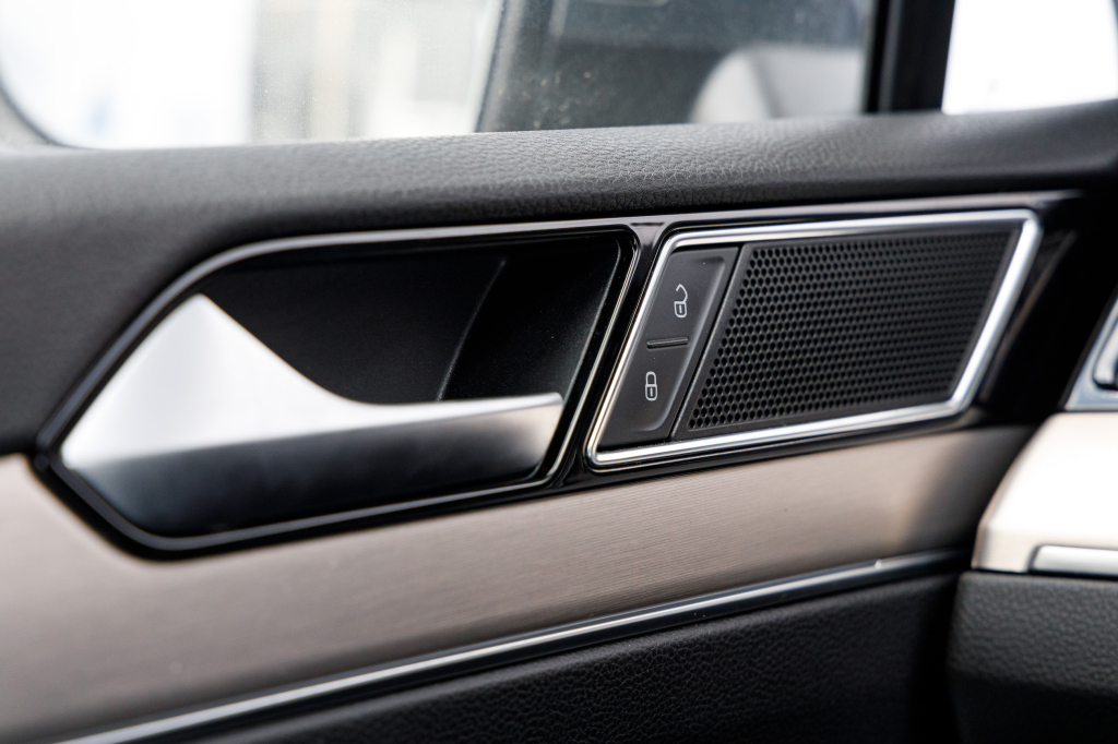 Volkswagen Passat B8 Highline 4Motion 2016 фото 22