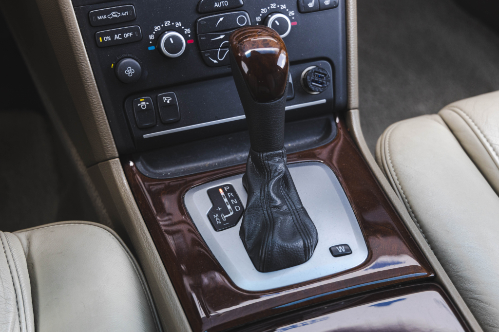 Volvo XC90 2013 фото 23