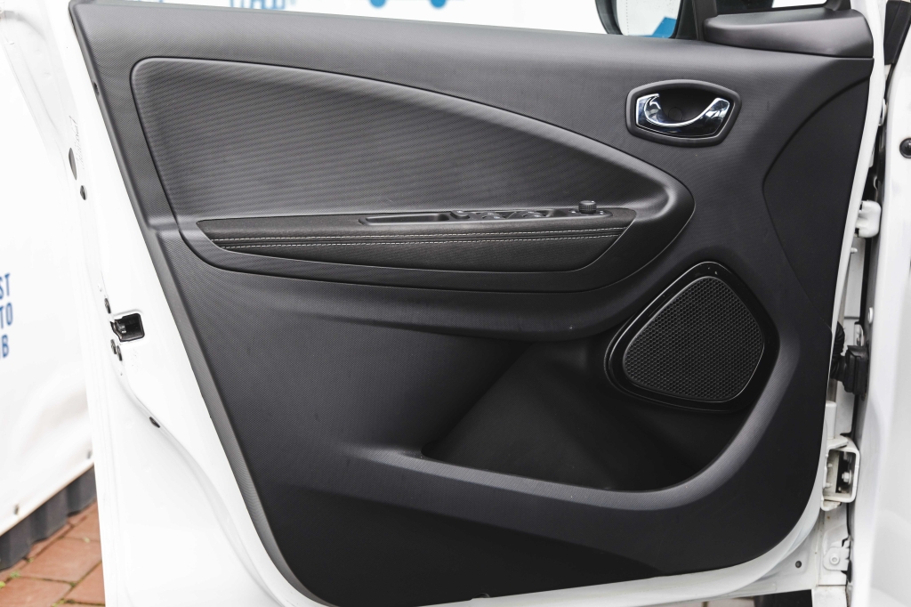Renault Zoe 2016 фото 13