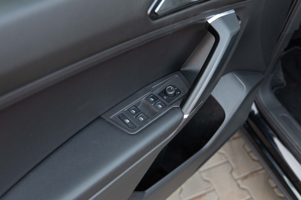 Volkswagen Tiguan SE 2017 фото Volkswagen Tiguan SE 2017 фото 13