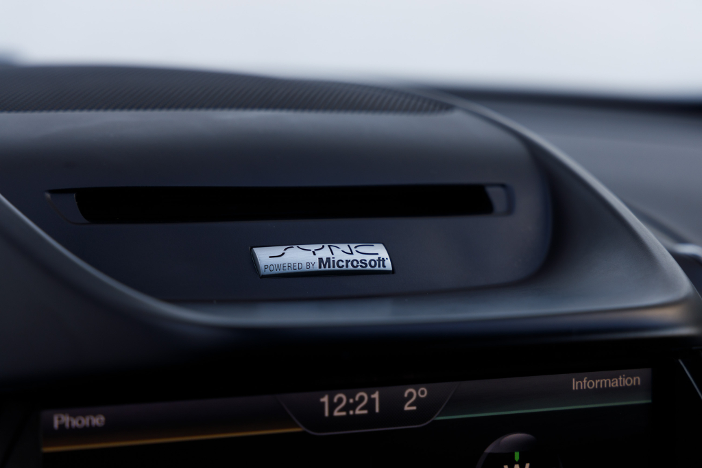 Ford C-Max Hybrid фото 24