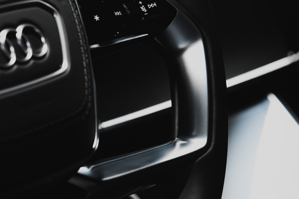 Audi A8 2020 photo 40