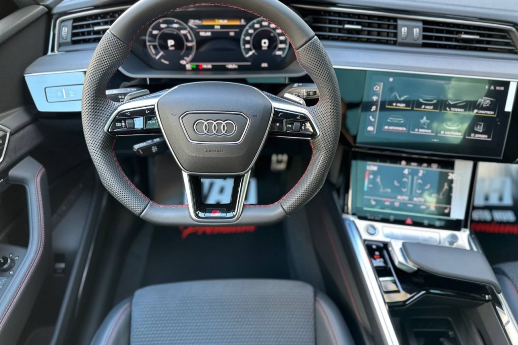 Audi Q8 e-tron 55 114 kWh Quattro S-line 2023 photo 21