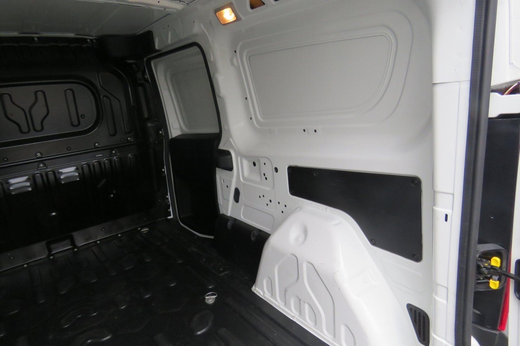 Opel Combo 2018 photo 20