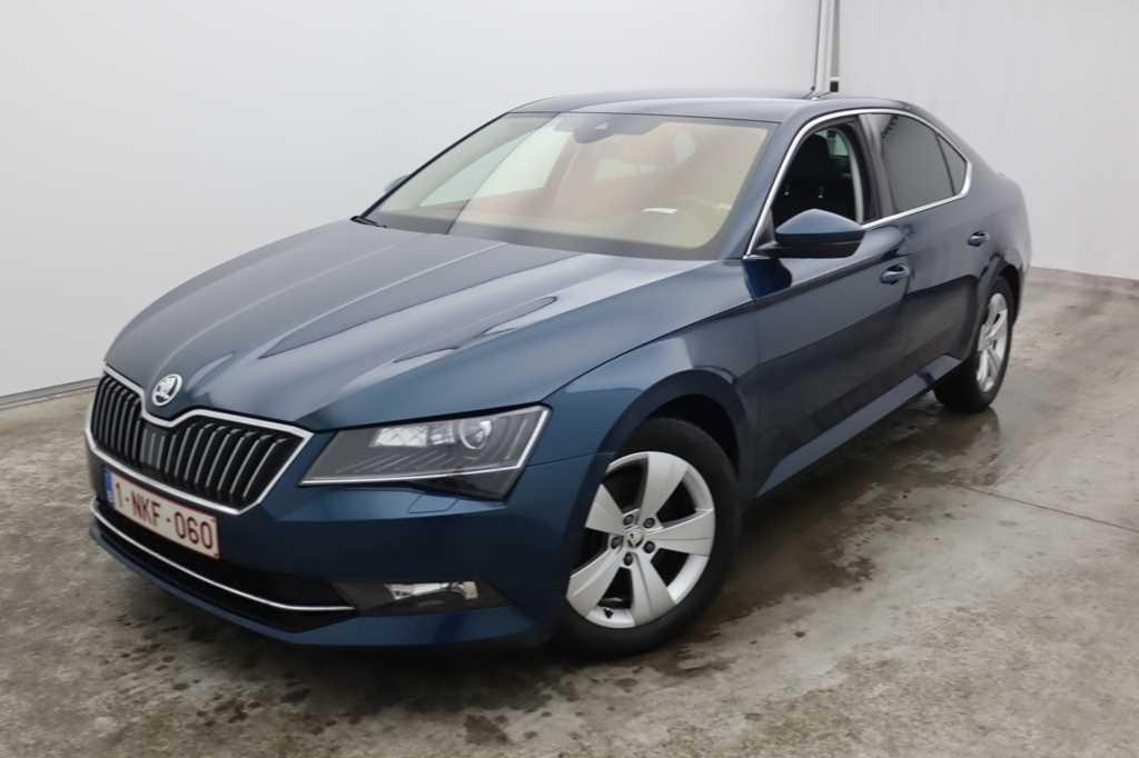 Skoda Superb 2016 photo 5