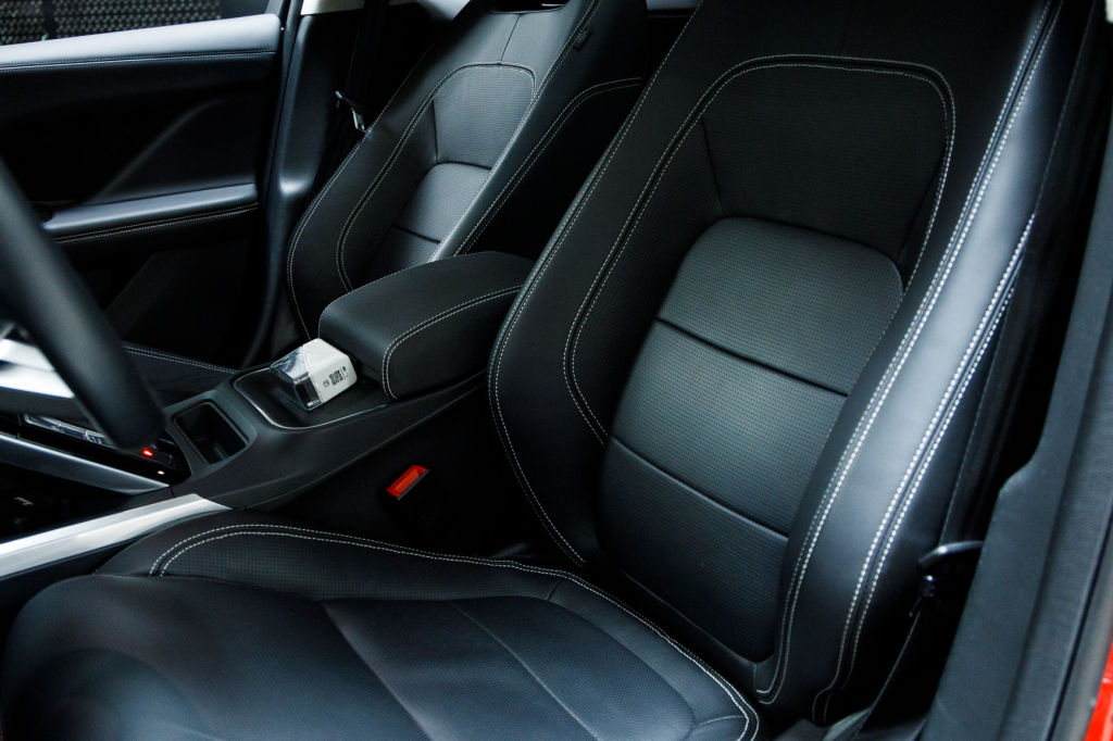 Jaguar I-Pace EV400s First Edition 2019 фото 15