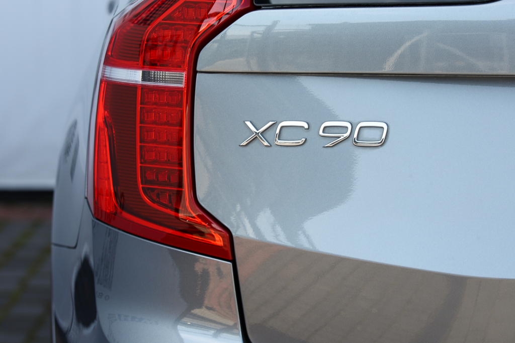Volvo XC90 2015 photo 2