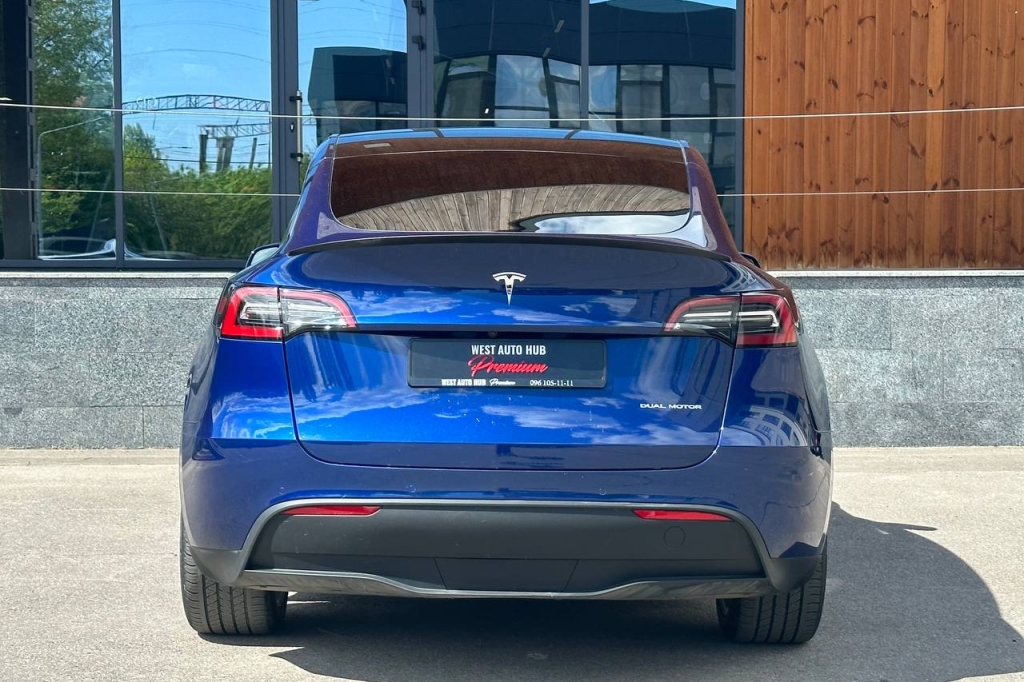 Tesla Model Y Long Range 82 kWh Dual Motor  2021 photo 4