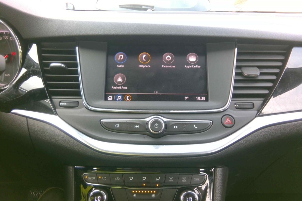 Opel Astra 2020 фото 4