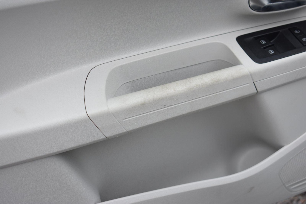 Volkswagen eUp! 2014 photo 15