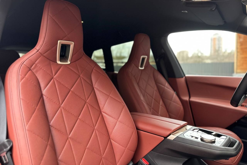 BMW iX xDrive40 2023 photo 15