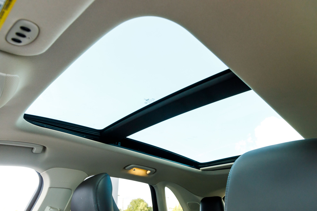 Lincoln MKC 2016 photo 24