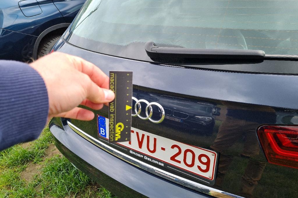 Audi A6 Avant 2018 фото 15