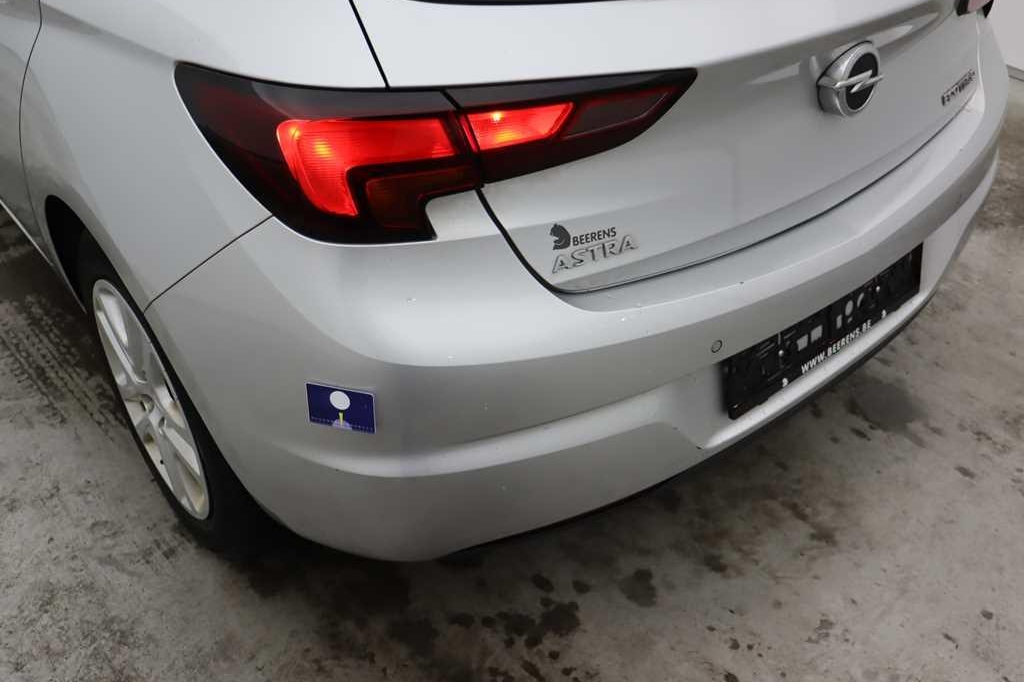 Opel Astra 2018 фото 31