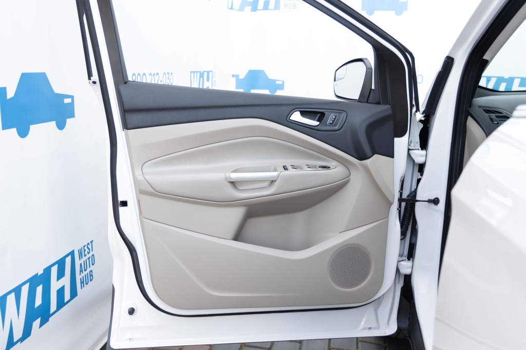 Ford Escape SEL 2019 фото 13