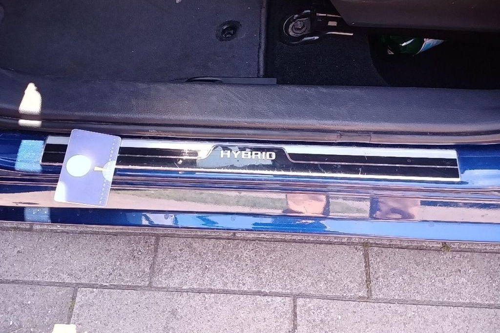 Toyota Auris Touring Sports 2016 photo 26