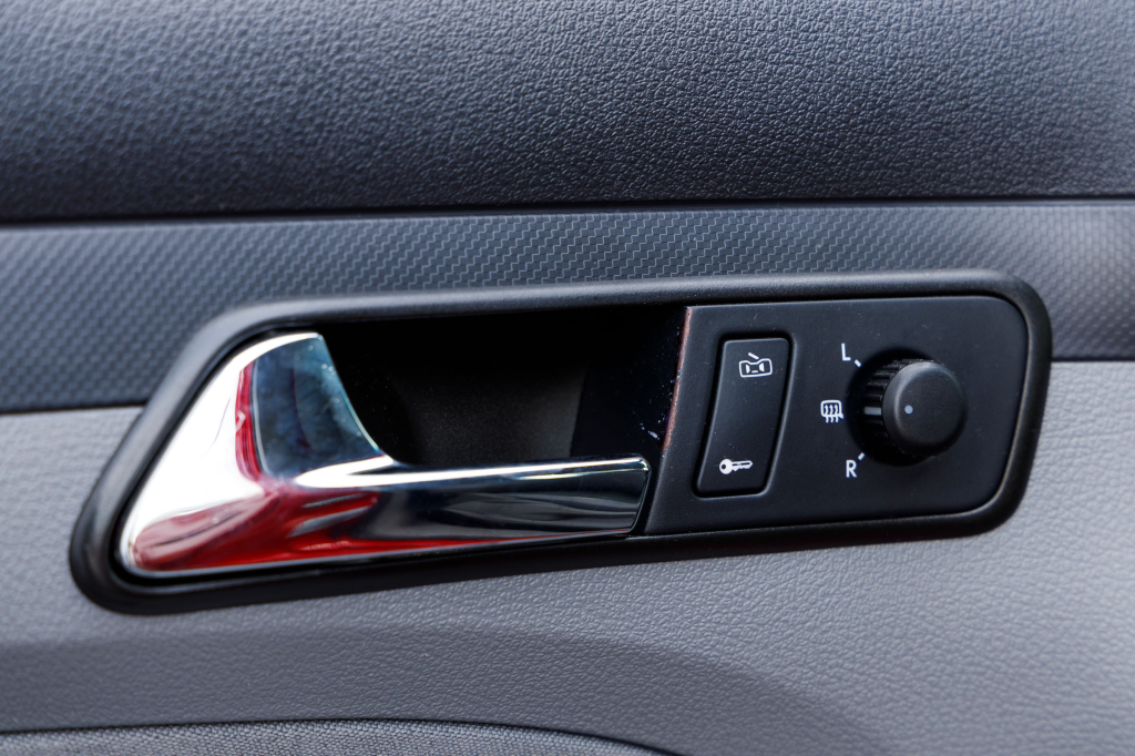 Volkswagen Caddy пасс. Life 2006 photo 14