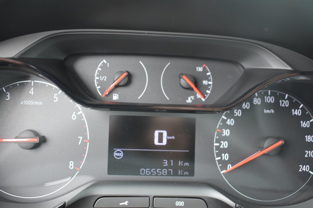 Opel Crossland X 2019 photo 1