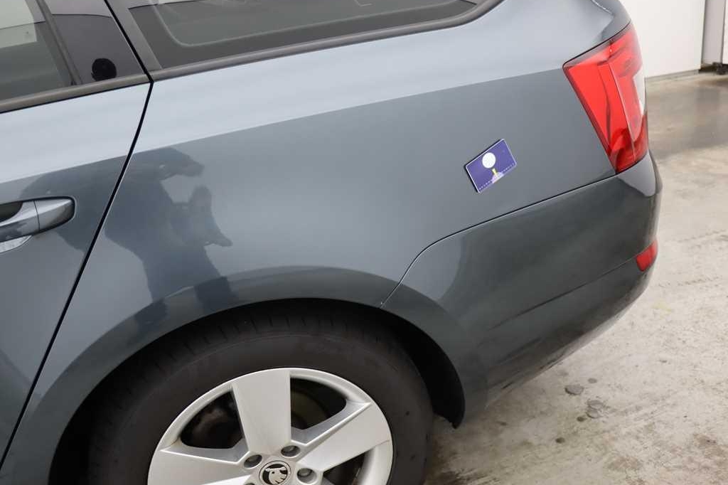 Skoda Octavia Combi 2016 фото 36