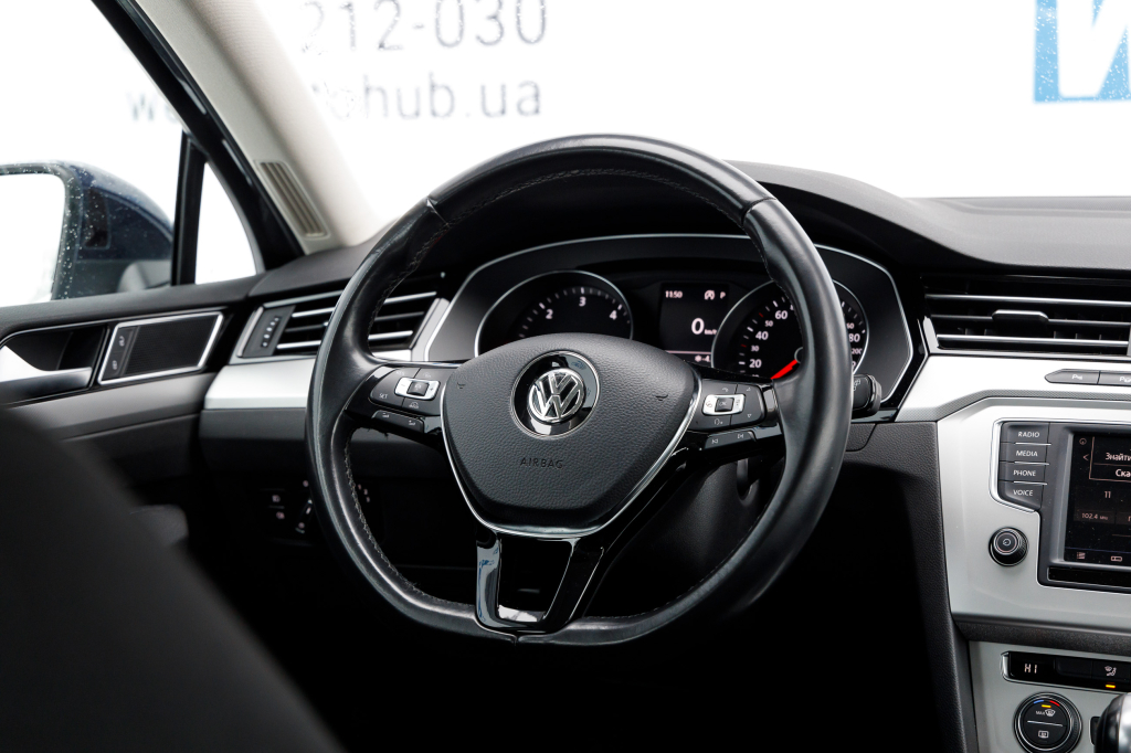 Volkswagen Passat B8 2017 фото 18