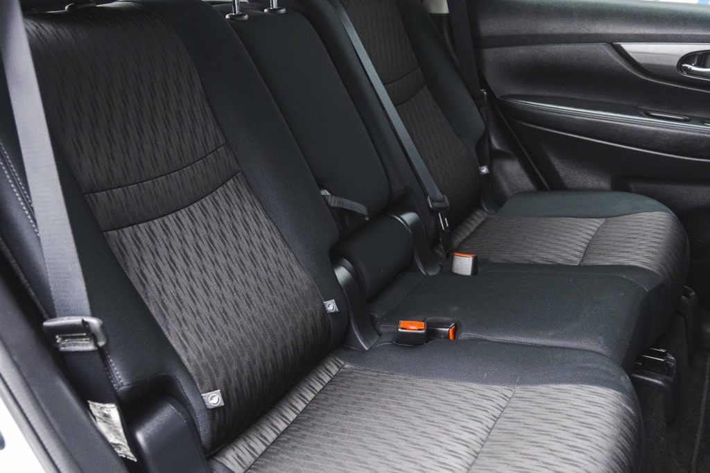 Nissan Rogue S 2018 фото 28