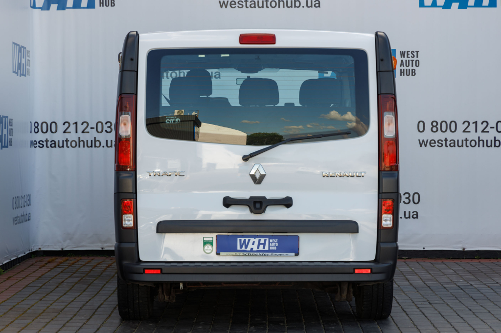 Renault Trafic пасс. 2015 фото 4