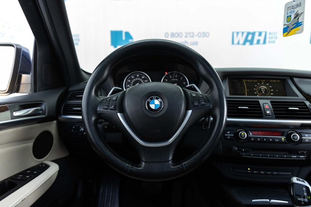 BMW X5 Xdrive 35i 2012 фото BMW X5 Xdrive 35i 2012 фото 18