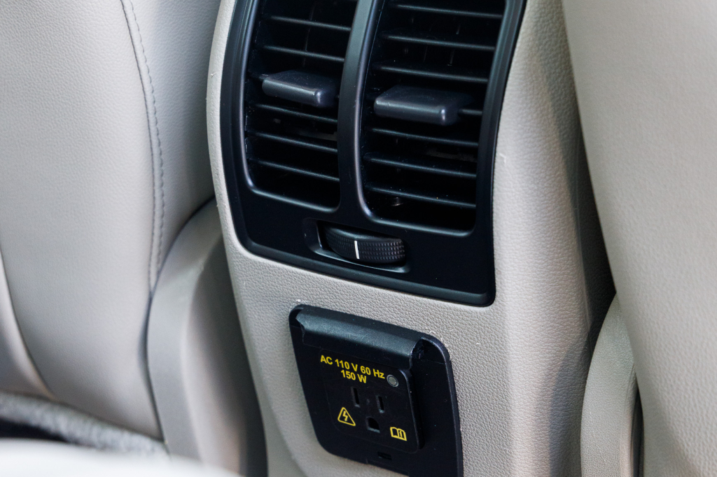 Ford C-Max Hybrid фото 27