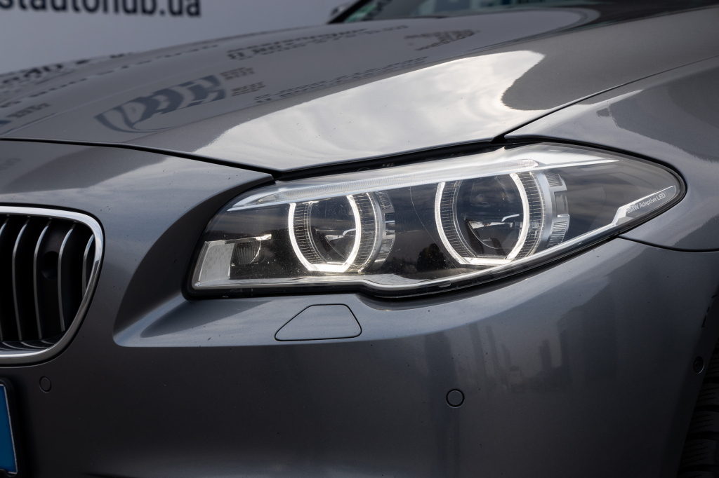 BMW 520 D Baureihe 5 Touring 2015 photo 20