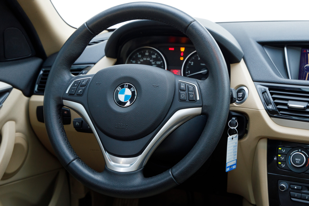BMW X1 28I 2013 photo 9