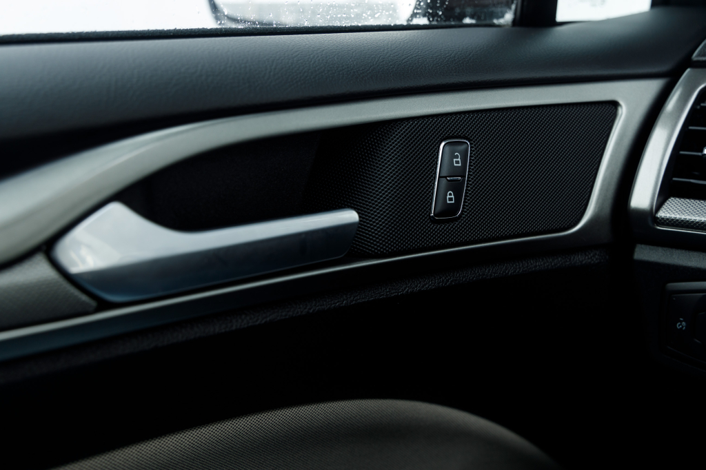 Ford Fusion photo 15