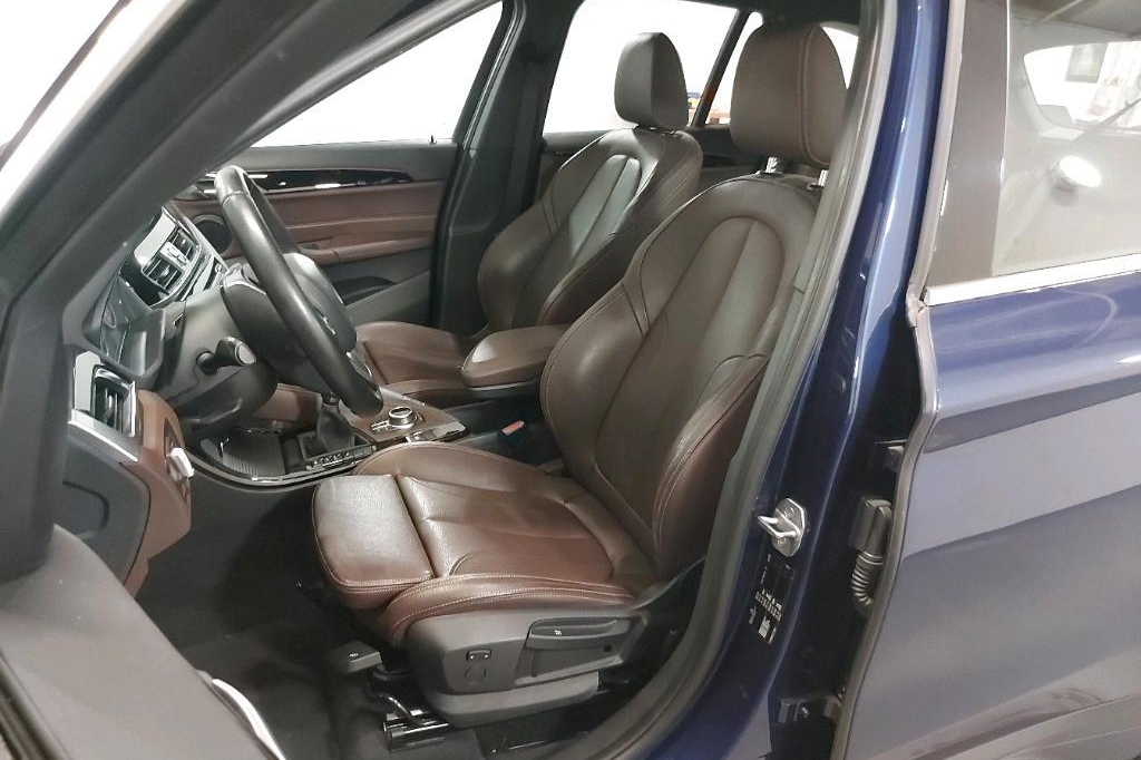 BMW X1 2017 фото 23