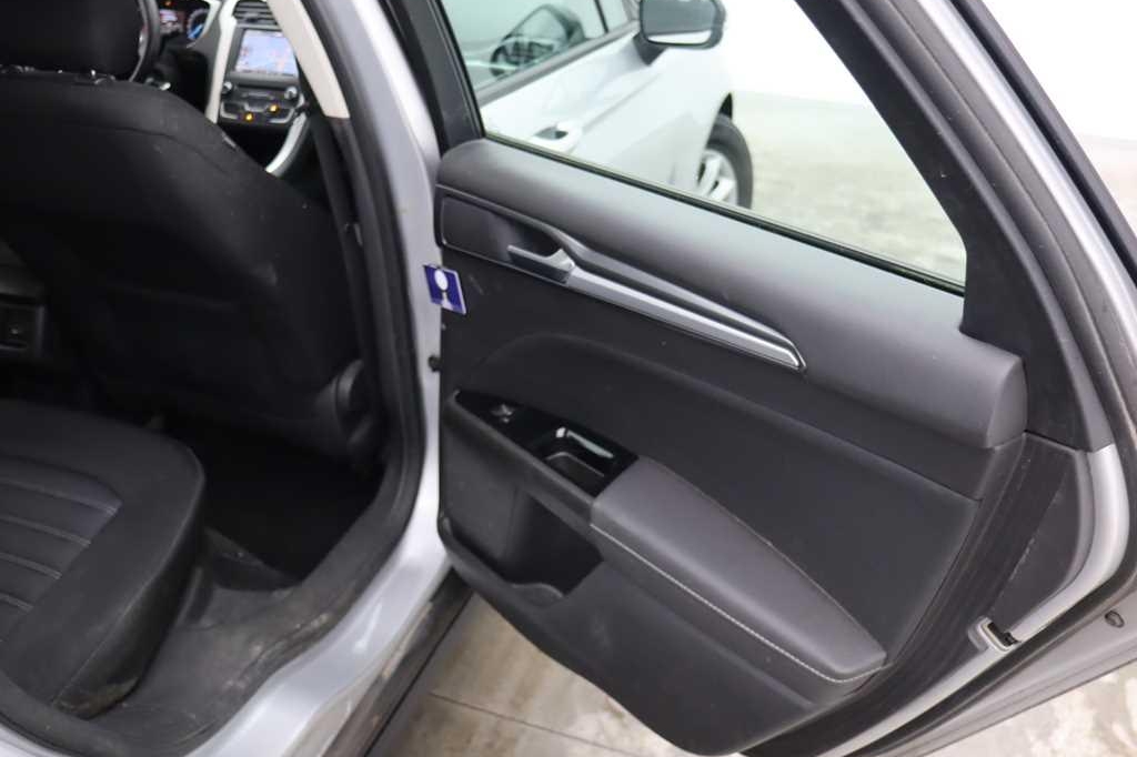 Ford Mondeo Tunier 2016 фото 12