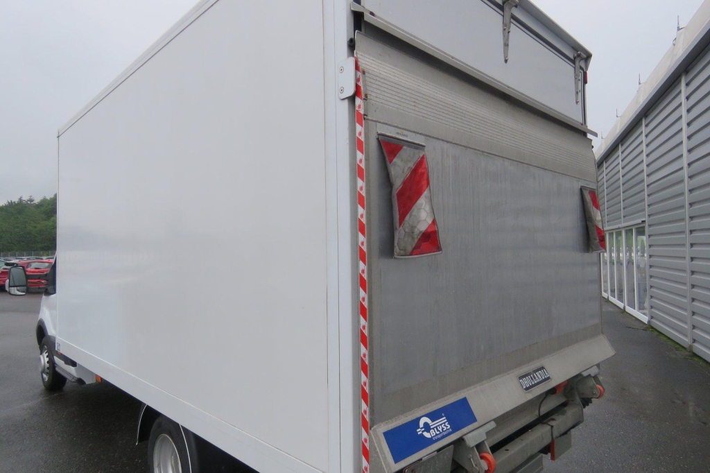 Ford Transit Koffer 2019 фото 6