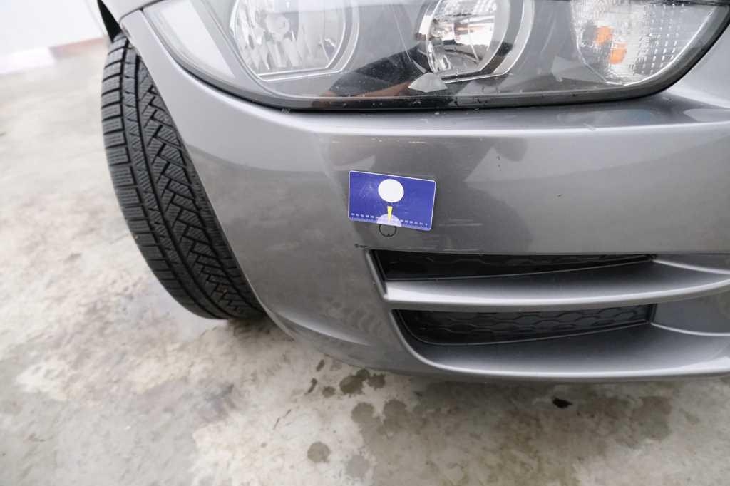 Jaguar XE 2015 photo 26