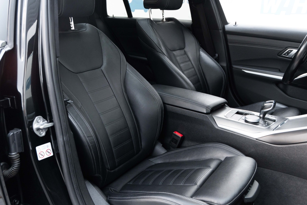 BMW 3 Series 320d 2019 фото BMW 3 Series 320d 2019 фото 26