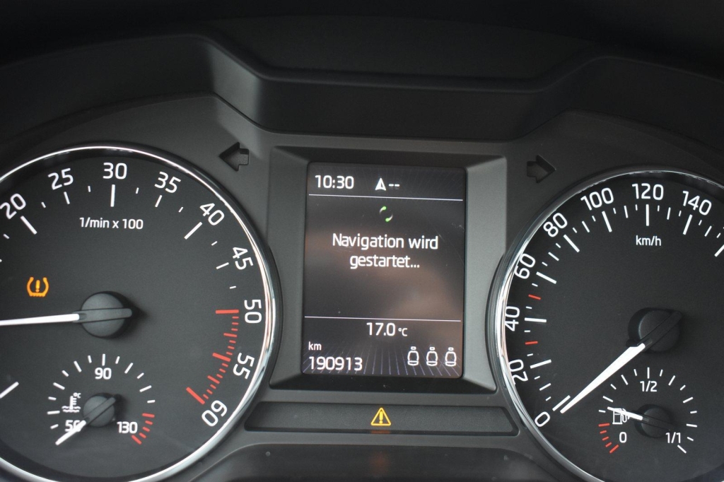 Skoda Octavia Combi 2016 фото 4