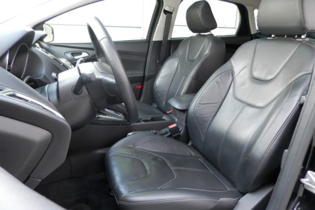 Ford Focus TITANIUM 2017 photo 14