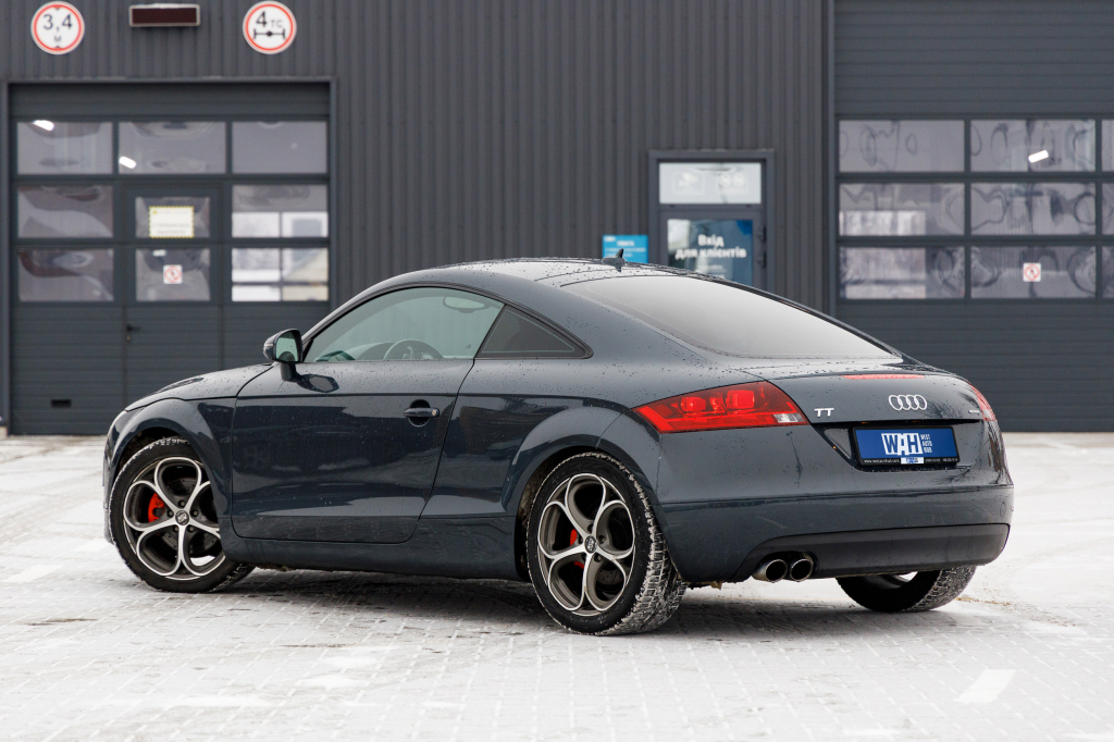 Audi TT Premium Plus Quatro 2010 photo 2