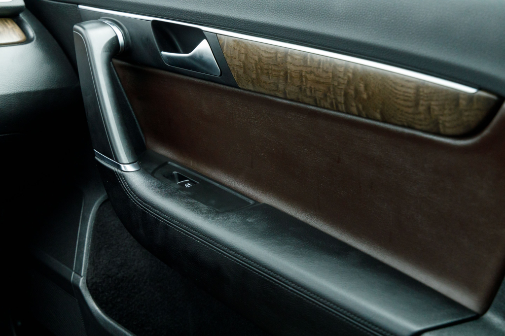 Volkswagen Passat B7 Exclusive 2012 photo 17