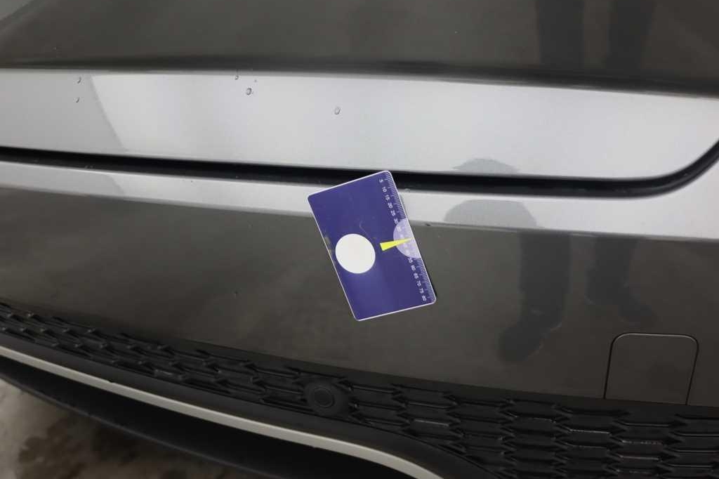 Jaguar E-Pace 2018 photo 18