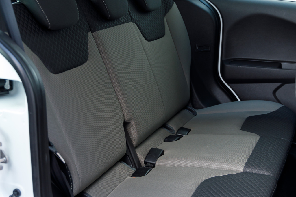 Ford Courier 2017 photo 18