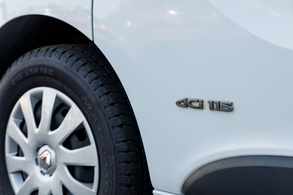 Renault Trafic пасс. 2015 фото 7