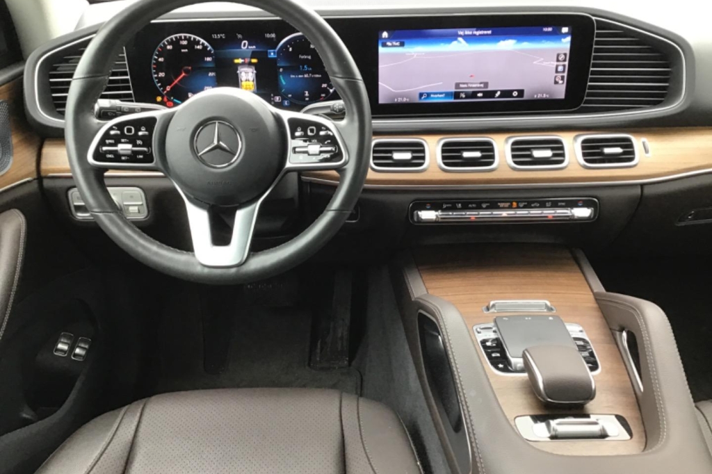 Mercedes-Benz GLE-Class 2020 photo 3