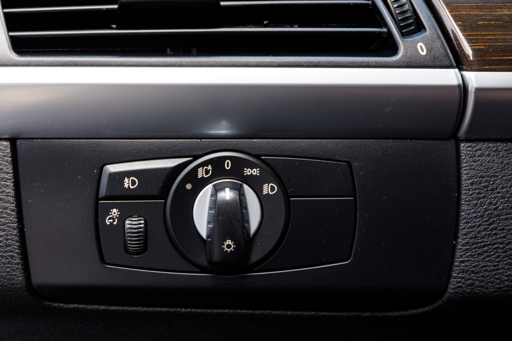 BMW X5 xDrive 35і 2011 photo 32