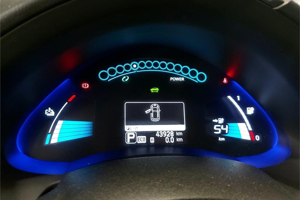 Nissan Leaf 2016 photo 1