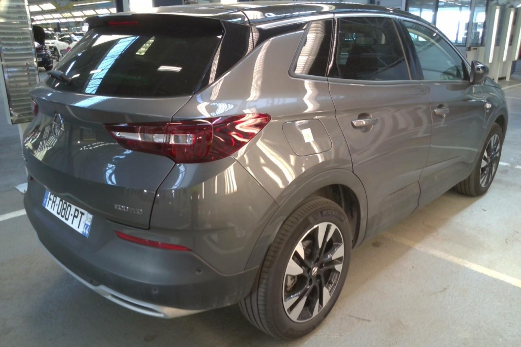 Opel Grandland X 2020 фото 1