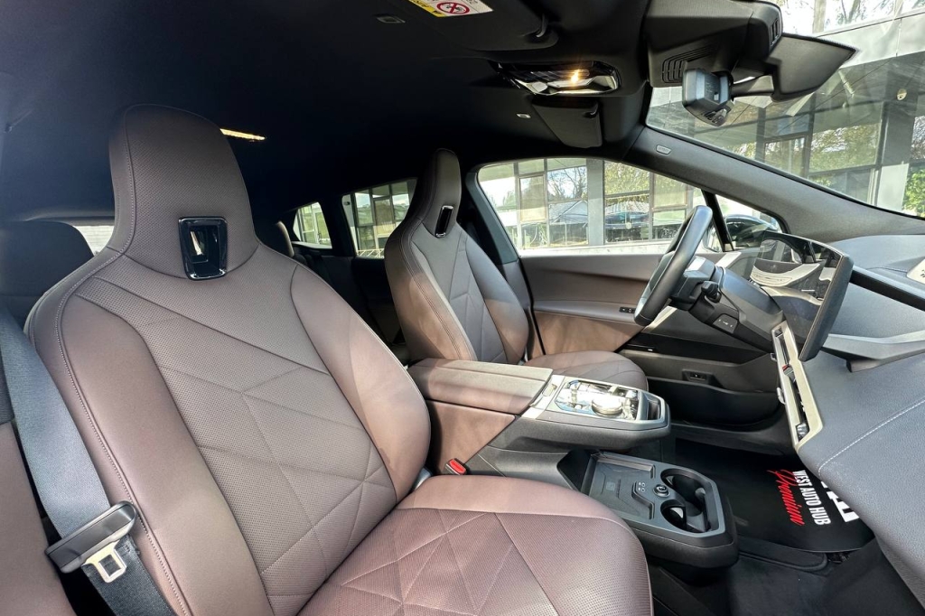 BMW iX xDrive40 2021 photo 13