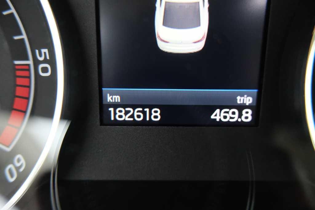 Skoda Superb 2018 photo 3